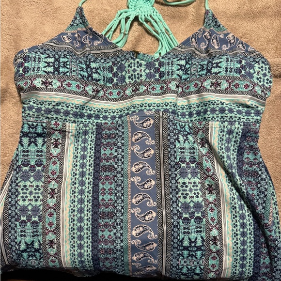 Arizona tankini swim - Picture 1 of 6